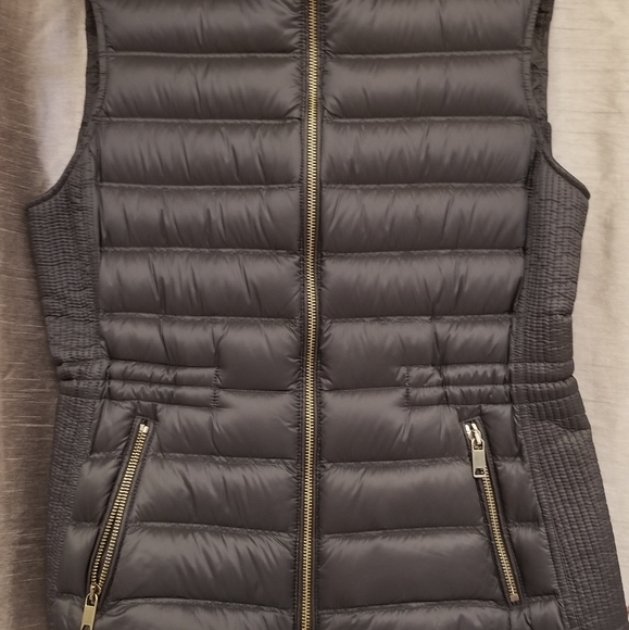 Burberry women Vest - Picture 7 of 16